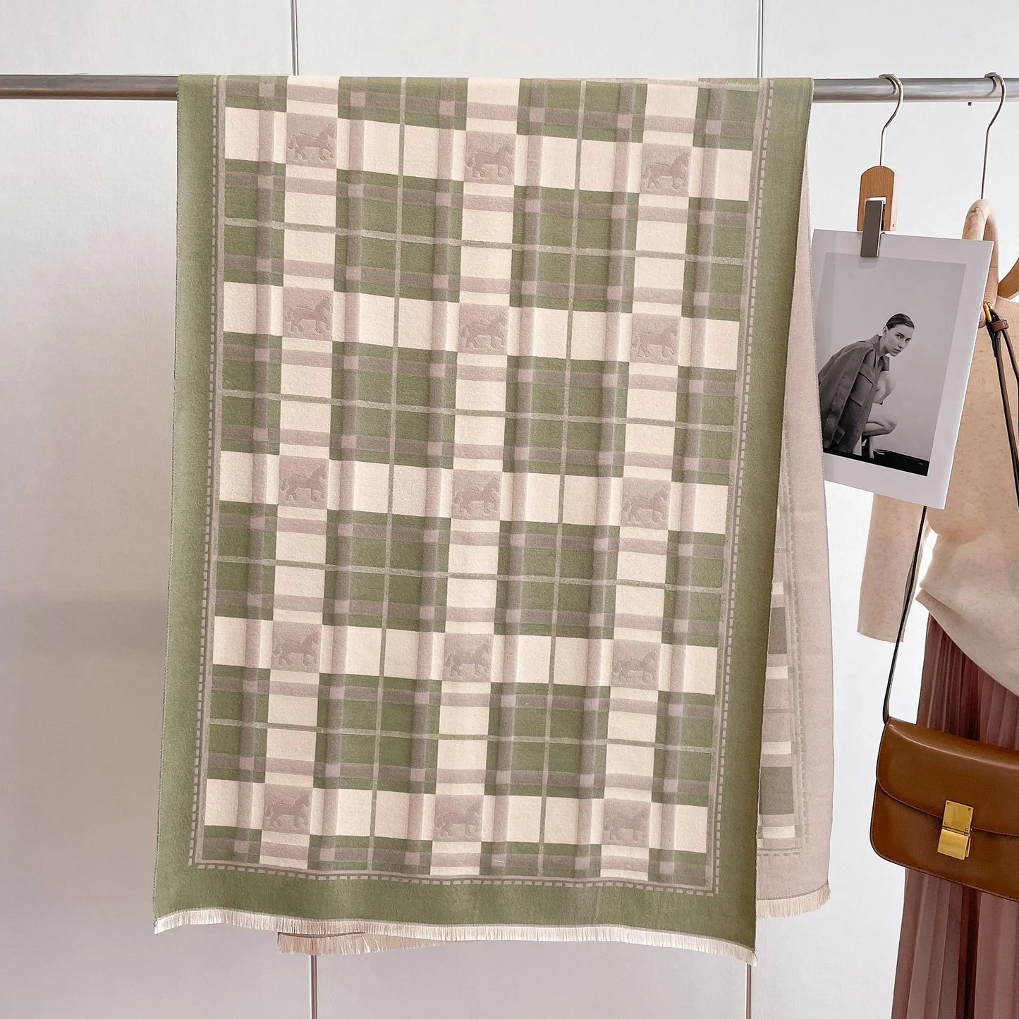 AUDREY Horse Design, Cashmere Blend Pashmina/Shawl - 180 x 65 cms