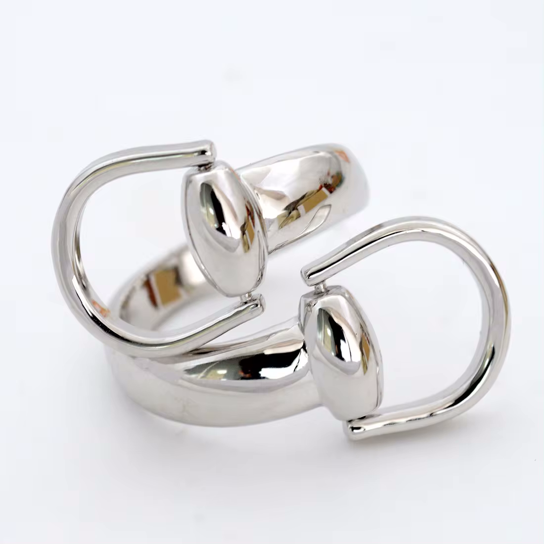 SHELLEY Snaffle Bit Scarf Ring