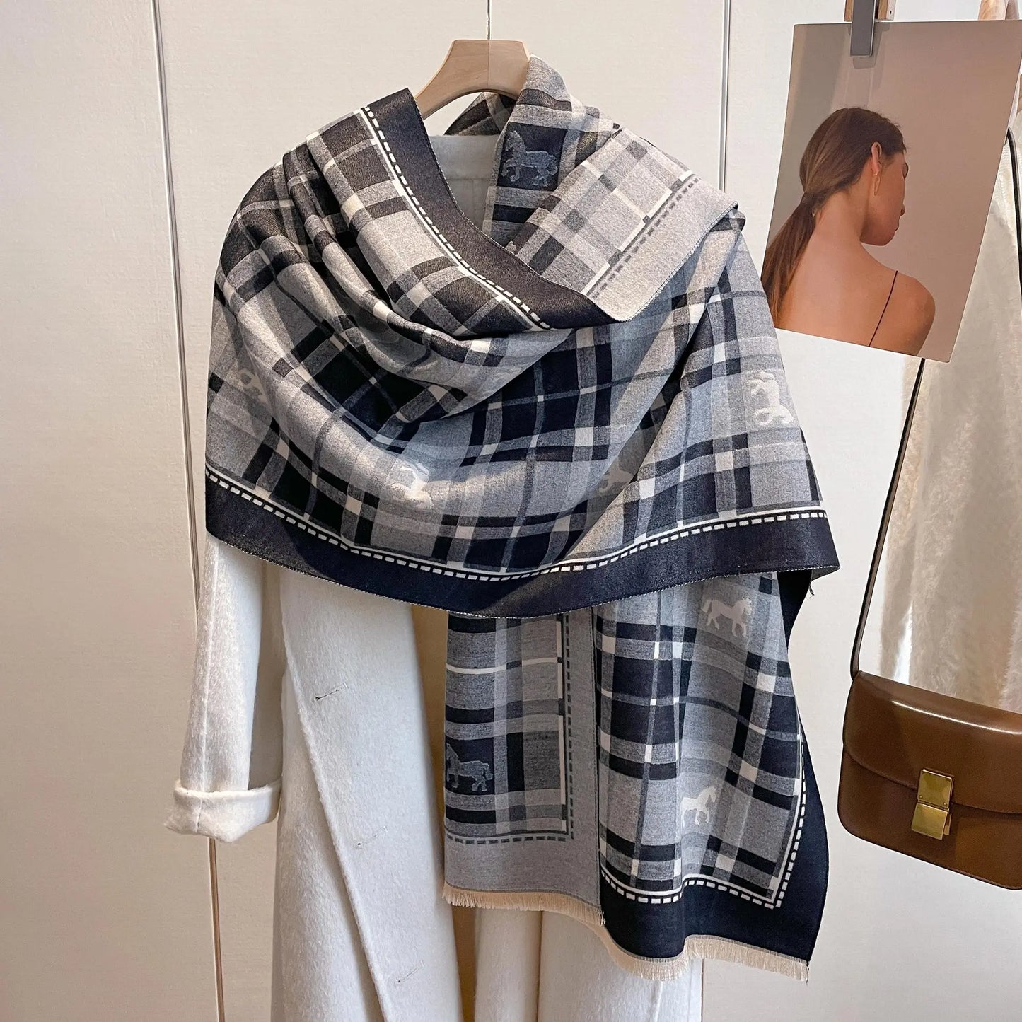 AUDREY Horse Design, Cashmere Blend Pashmina/Shawl - 180 x 65 cms