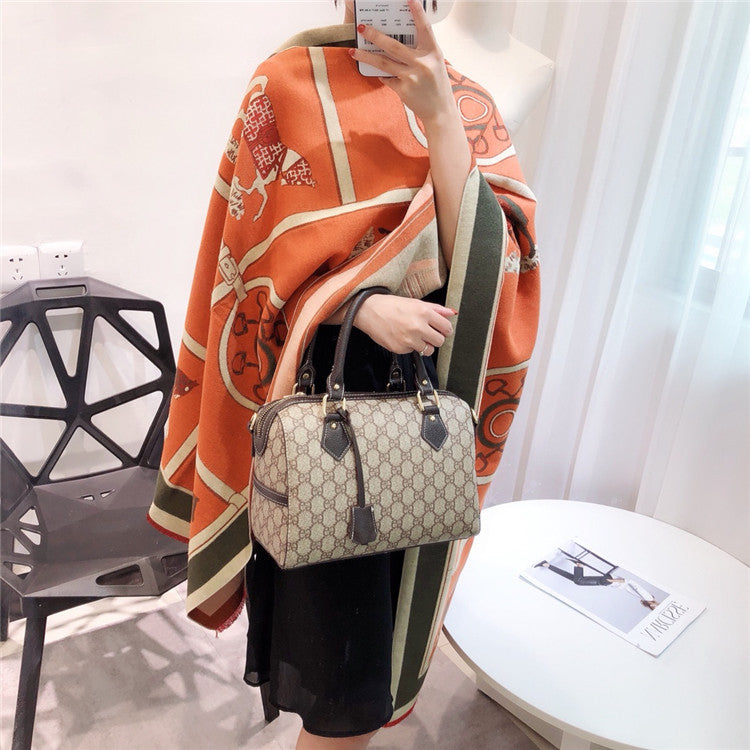 REAGAN Horse Design, Cashmere Blend Pashmina/Shawl - 180 x 65 cms