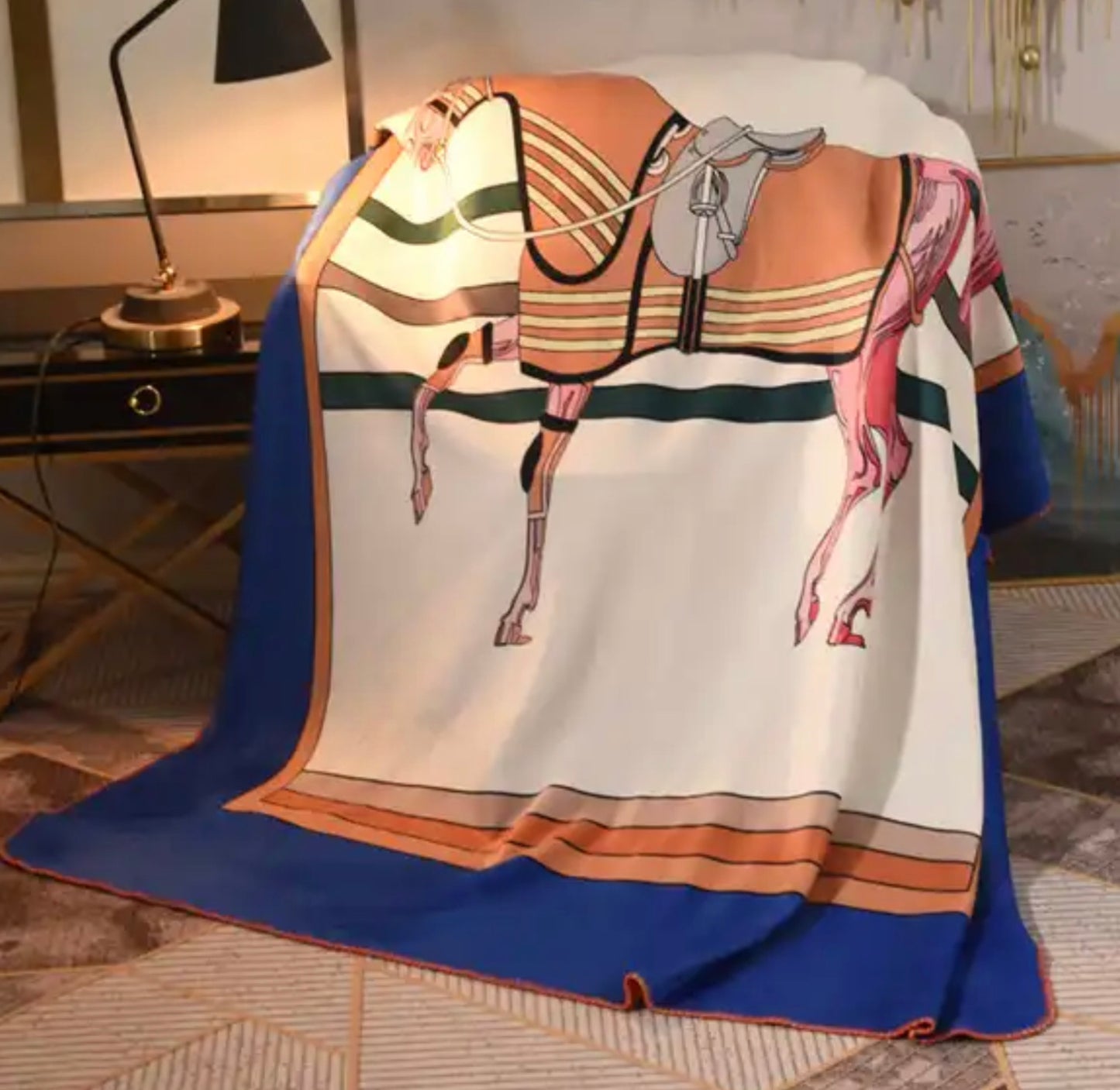 HENRI Weighted Fleece Throw Rug/Blanket - 150 x 200 cms