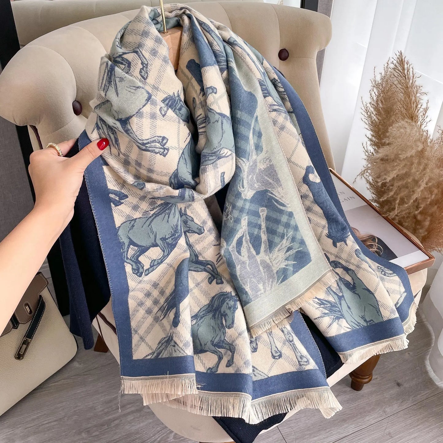 BELLE Horse design, Cashmere Blend Pashmina/Shawl - 180 x 65 cms