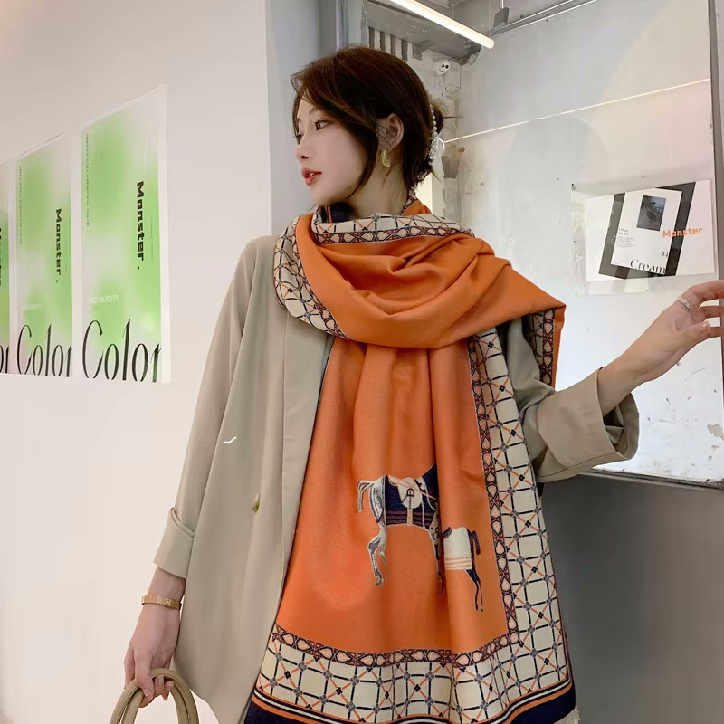 BRANDON Horse Design, Cashmere Blend Pashmina/Shawl - 180 x 65 cms