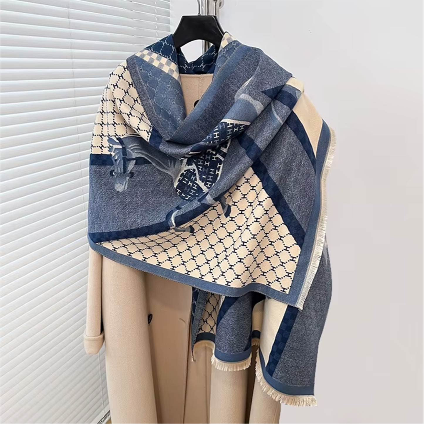 SERINA Horse Design Cashmere Feel Pashmina/Shawl - 180 x 65 cms