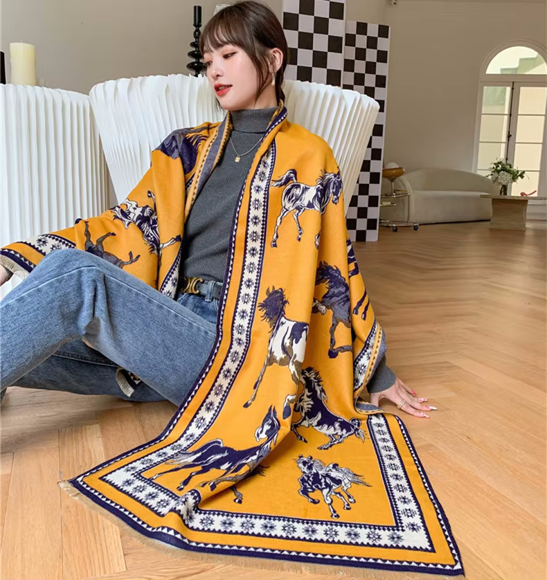 TRINNY Horse Design, Cashmere Blend Pashmina/Shawl - 180 x 65 cms