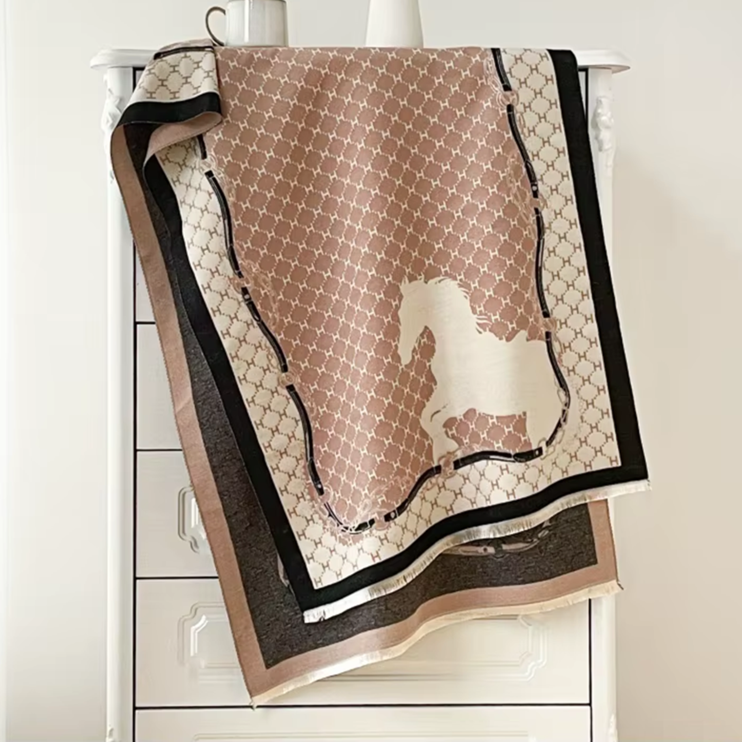 LAHORE Horse design, Cashmere Blend Pashmina/Shawl - 180 x 65 cms
