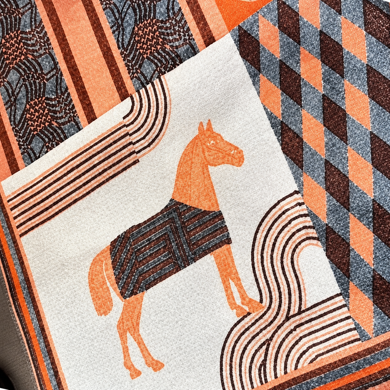 SEVILLE Equestrian Pashmina Scarf | Horse Design Shawl 180 × 65 cm